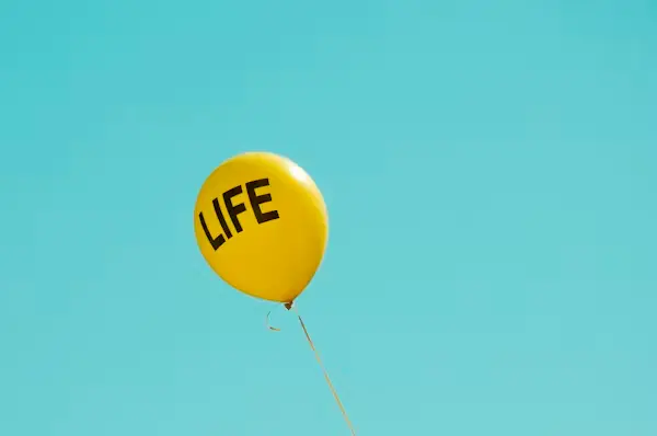 Person-overcoming-feeling-stuck-and-moving-forward-in-life
